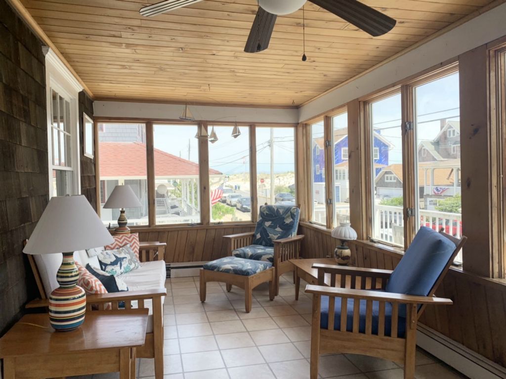 2nd Floor Enclosed Porch